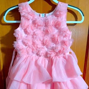 Beautiful pink dress for 6,7 years girls. Party. Birthday.